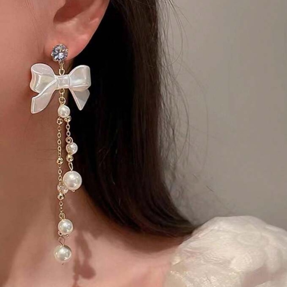 Coquette Luxe Bow Beaded Drop Earrings NEW 🏷️ - Picture 2 of 4